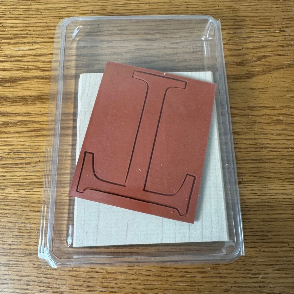Stampin Up Monogram T Wood Mounted Rubber Stamp Set of 1 Vintage 2006 Letter‎ T